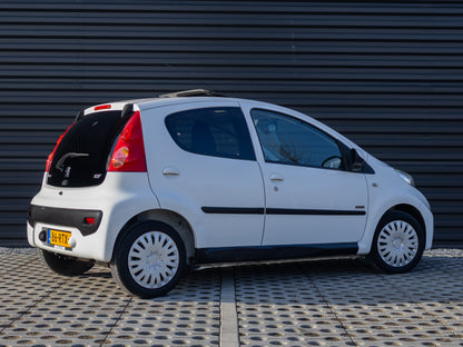 Peugeot 107 1.0 Sportium