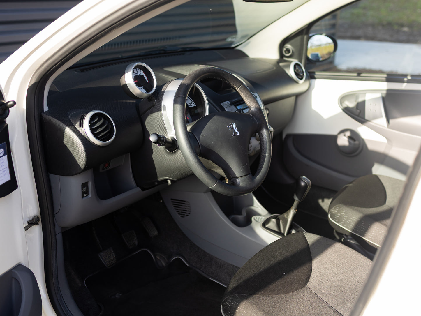 Peugeot 107 1.0 Sportium